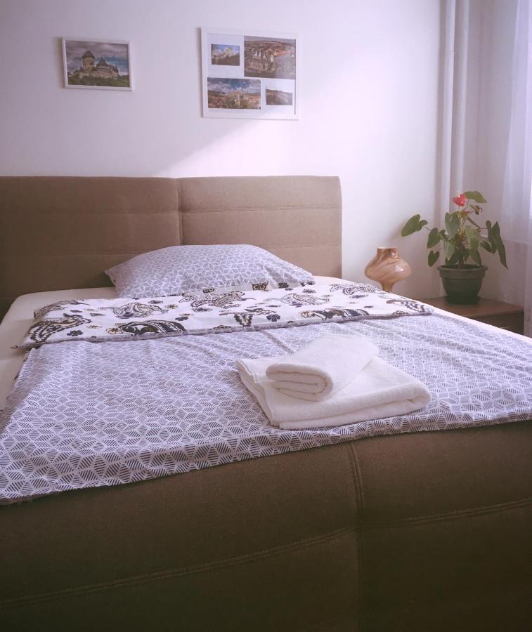 Apartment Anna Vysehrad Прага Екстериор снимка